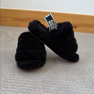 UGG Black Fluffy Slides